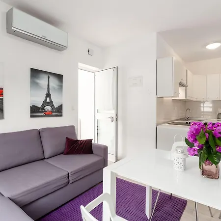 Apartment Enny Fuer 4 Personen In Nur 300m Vom Und 10 Gehminuten Vom Altstadt *