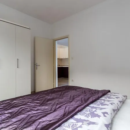 Enny Fuer 4 Personen In Nur 300m Vom Und 10 Gehminuten Vom Altstadt